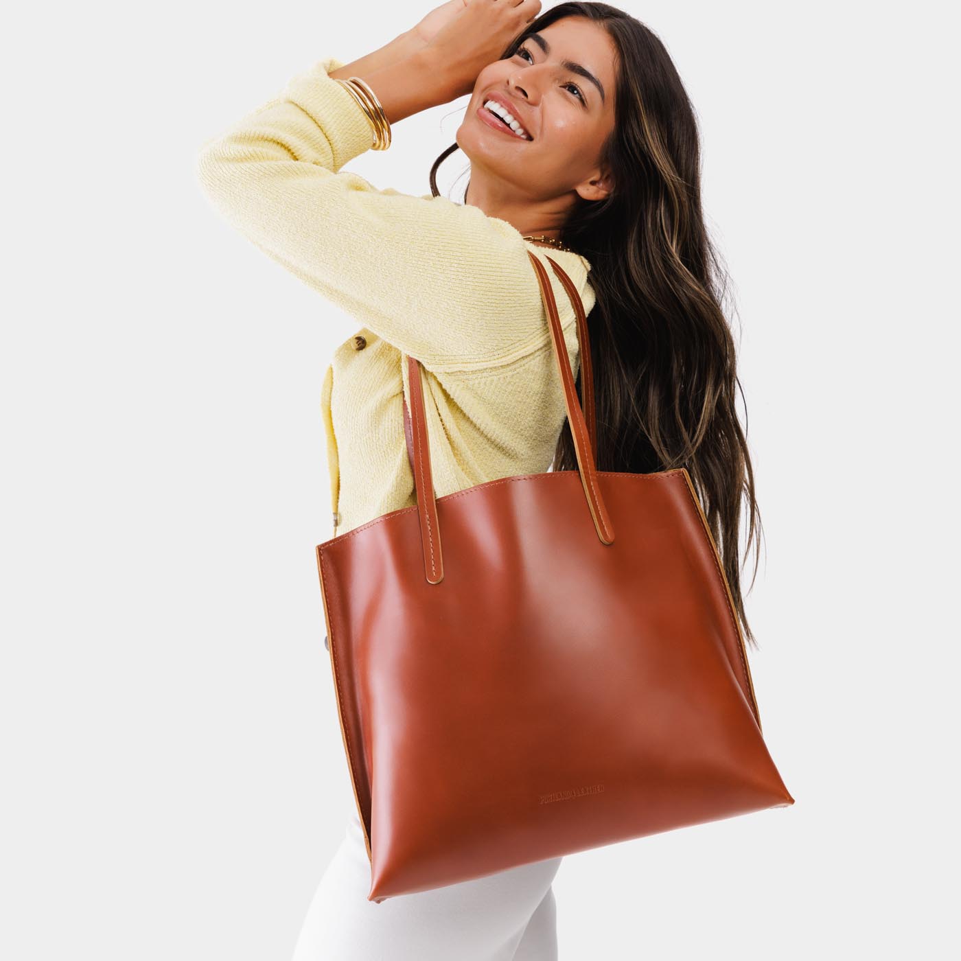 August Tote - Image 107