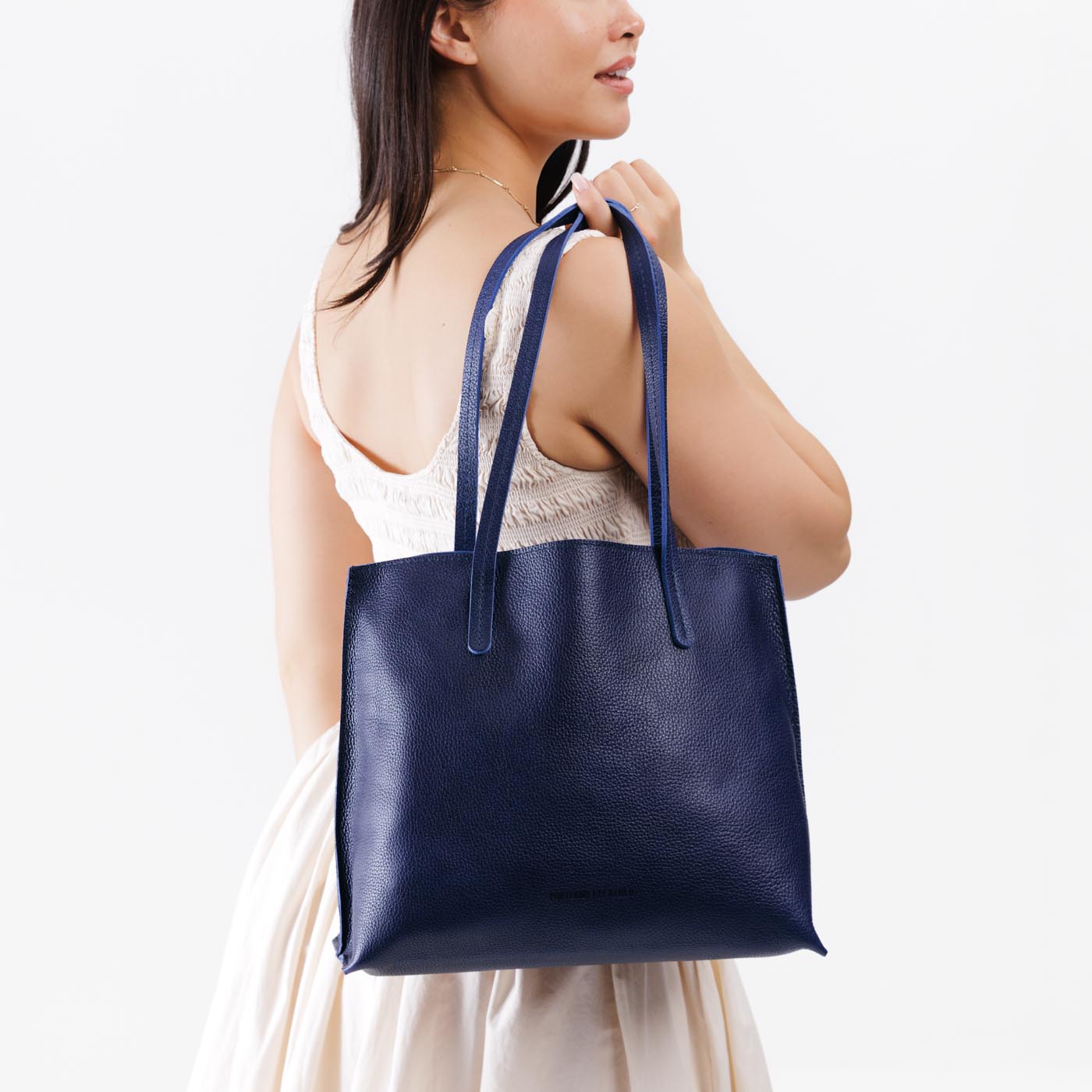 August Tote - Image 23